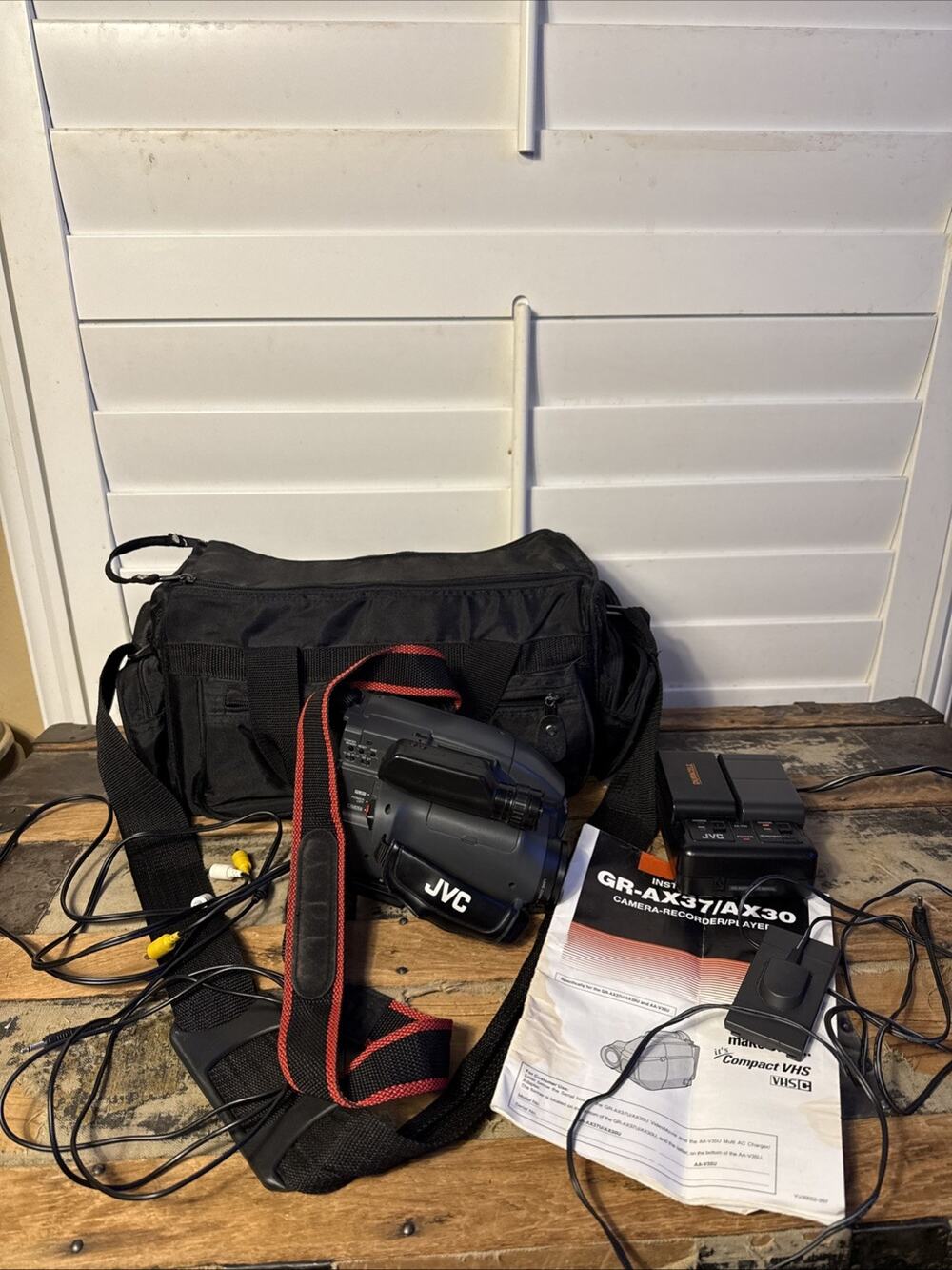 Vintage JVC GR-AX30 Compact VHS Camcorder Bundle - As Is / Untested